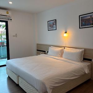 King Room Pool View